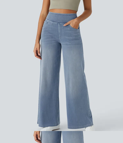 Relaxed Fit Wide-Leg Jeans
