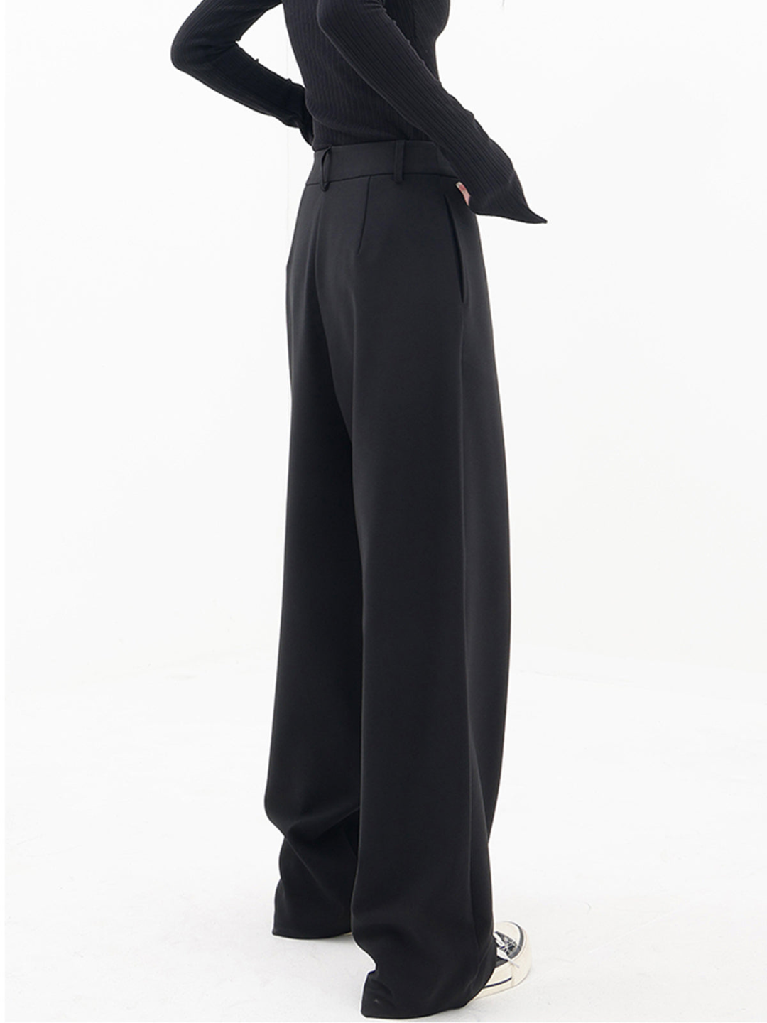 Modern Baggy Pants