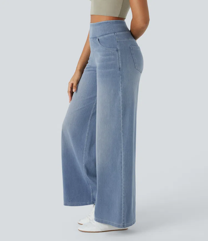 Relaxed Fit Wide-Leg Jeans